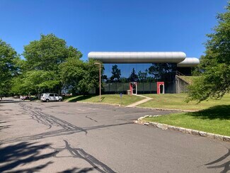 Plus de détails pour 900 Northrop Rd, Wallingford, CT - Bureau à louer