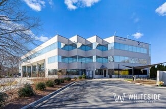 Plus de détails pour 9401 Arrowpoint Blvd, Charlotte, NC - Bureau à louer