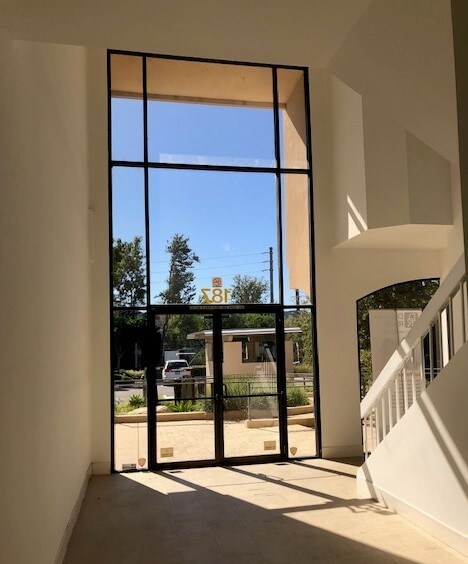 187 E Wilbur Rd, Thousand Oaks, CA à louer - Photo intérieure – Image 2 sur 7