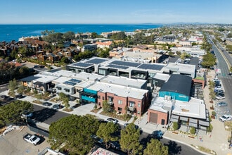 329 S Highway 101, Solana Beach, CA - Vue aérienne  vue de carte - Image1