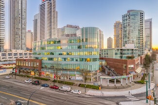 Plus de détails pour 4538 Kingsway, Burnaby, BC - Local commercial à vendre