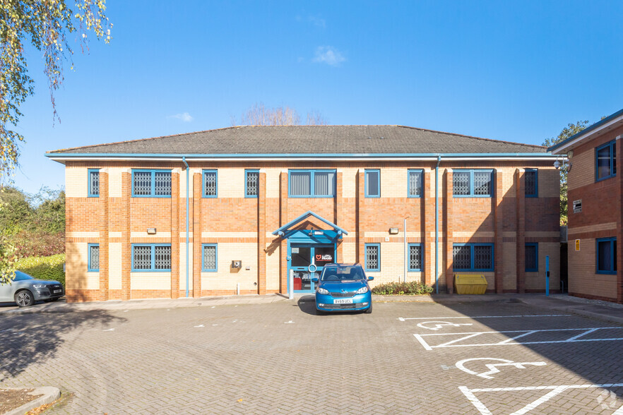 2 Swift Park, Rugby à vendre - Photo de l’immeuble – Image 3 sur 4
