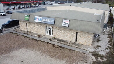 4320 S Interstate 35, New Braunfels, TX à louer Photo de l’immeuble– Image 1 sur 8