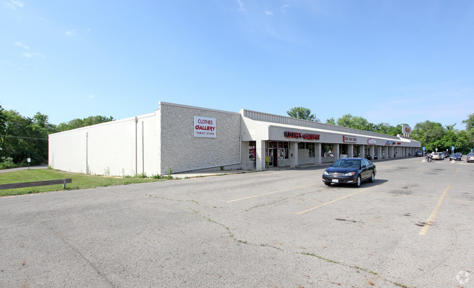 201-213 Lancaster Pike, Circleville, OH à louer - Photo de l’immeuble – Image 1 sur 3