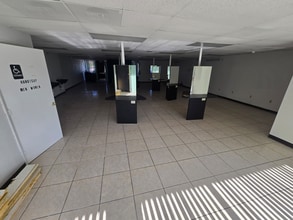 2501-2531 N State Road 7, Margate, FL à louer Photo intérieure– Image 2 sur 20
