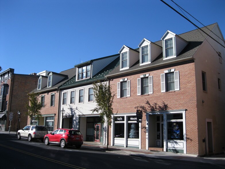 15-23 Baltimore St, Gettysburg, PA à louer - Photo de l’immeuble – Image 1 sur 9