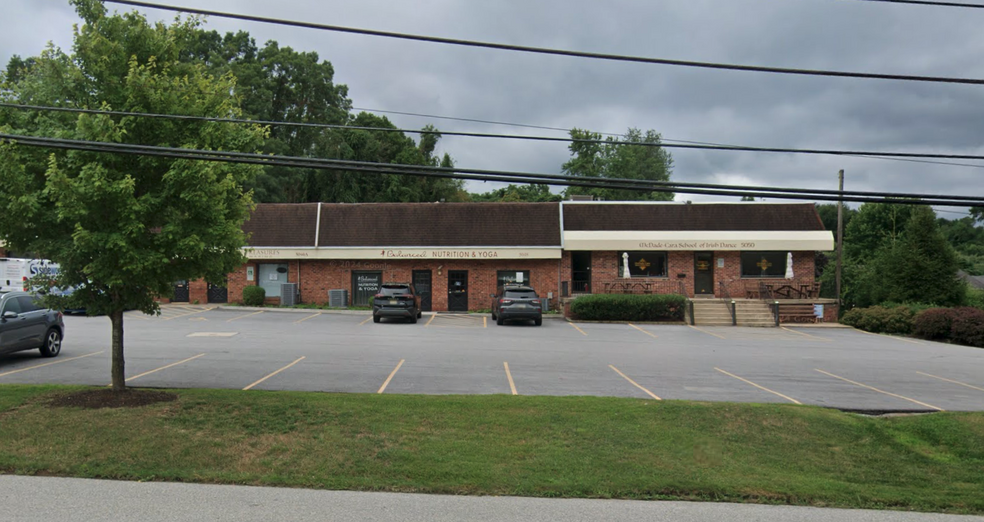 5038-5050 W Chester Pike, Edgemont, PA à louer - Photo de l’immeuble – Image 3 sur 9