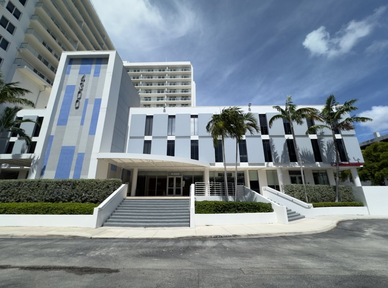 4300 Biscayne Blvd, Miami, FL à louer Photo intérieure– Image 1 sur 14