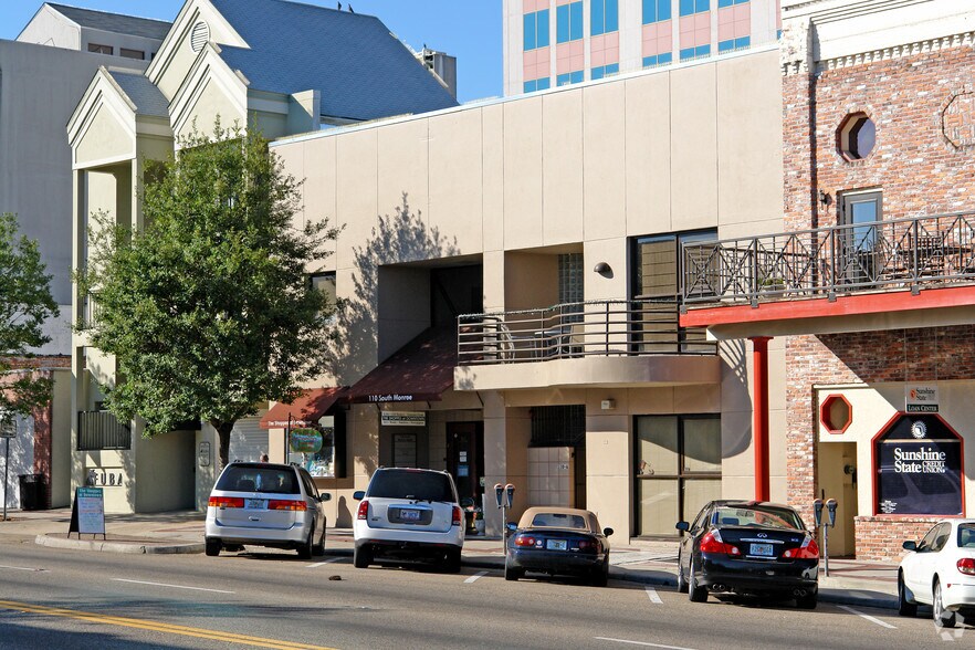 110 S Monroe St, Tallahassee, FL à louer - Photo de l’immeuble – Image 3 sur 15