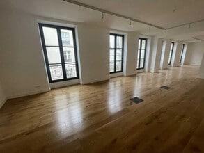 6 Rue Neuve Saint-Pierre, Paris à louer Photo intérieure– Image 1 sur 5