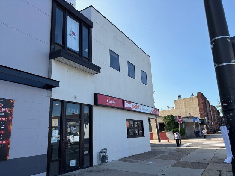 1711 S Broad St, Philadelphia, PA à louer - Photo de l’immeuble – Image 3 sur 3