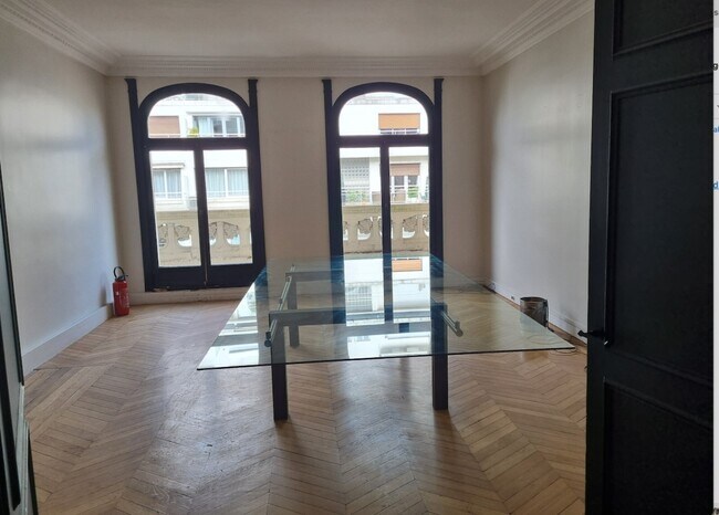 Plus de détails pour 39 Avenue Victor Hugo, Paris - Bureau à louer