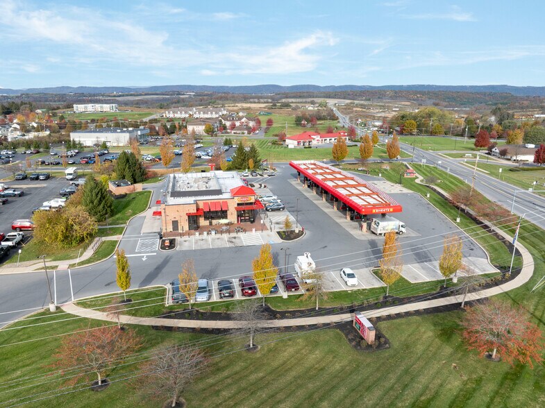 765 Benner Pike, State College, PA à vendre - Photo de l’immeuble – Image 2 sur 12