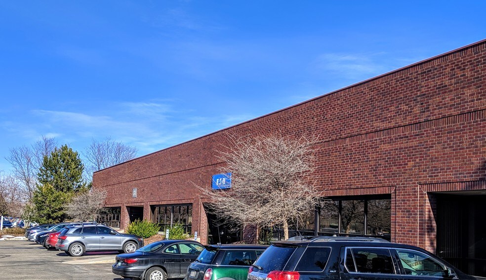 520 Courtney Way, Lafayette, CO à louer - Photo de l’immeuble – Image 1 sur 6
