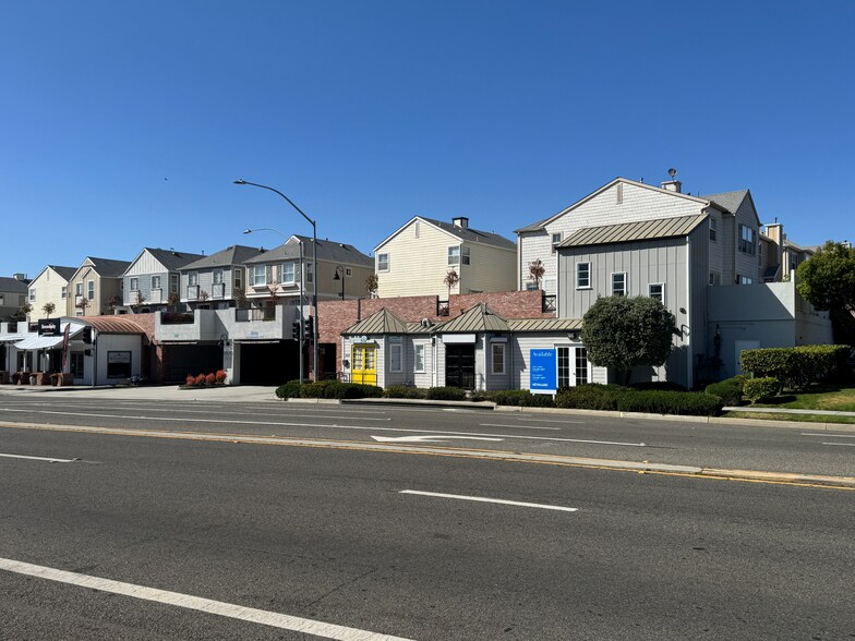 1818-1820 S Pacific Coast Hwy, Redondo Beach, CA à louer - Photo de l’immeuble – Image 2 sur 3