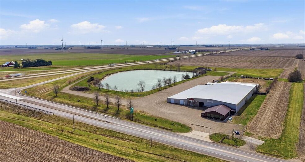 24855 IL Route 122, Delavan, IL à vendre - Photo principale – Image 1 sur 27