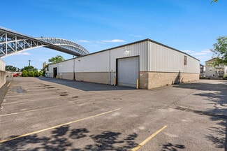 Plus de détails pour 2400 Richmond Ter, Staten Island, NY - Industriel/Logistique à louer