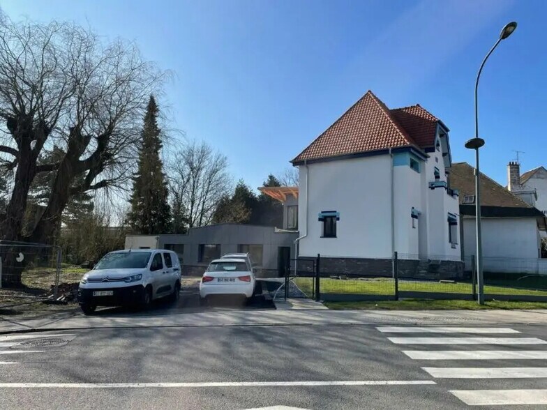 Bureau dans Saint-Omer à louer - Photo de l’immeuble – Image 1 sur 2