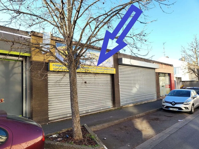 Plus de détails pour Local commercial à louer