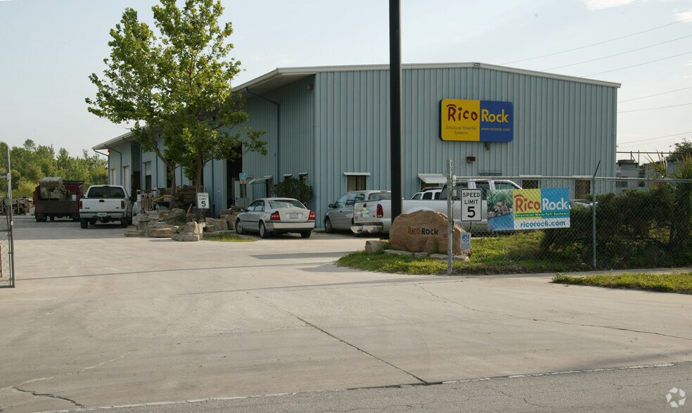 327 Thorpe Rd, Orlando, FL à louer - Photo principale – Image 1 sur 2
