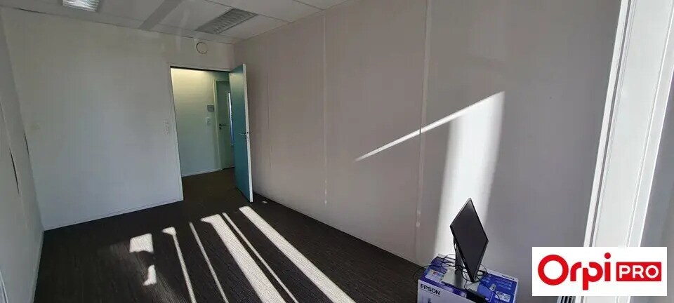 Bureau dans Trégueux à louer - Photo de l’immeuble – Image 3 sur 5