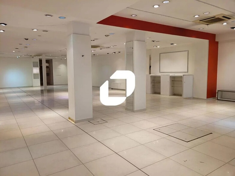 Local commercial dans Lens à louer - Photo intérieure – Image 3 sur 7