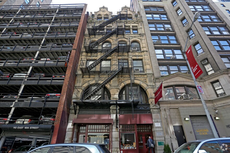 108 E 16th St, New York, NY à vendre - Photo de l’immeuble – Image 3 sur 14