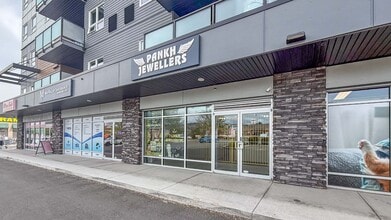 191 Hollywood Rd S, Kelowna, BC à louer Photo de l’immeuble– Image 2 sur 14