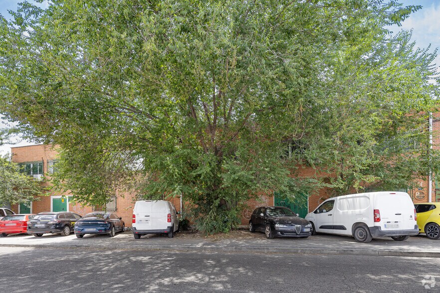 Calle Copérnico, 5, Coslada, Madrid à vendre - Photo de l’immeuble – Image 2 sur 5