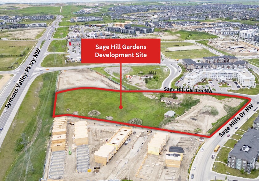 7 Sage Hill Gdns NW, Calgary, AB à vendre - Photo principale – Image 1 sur 2