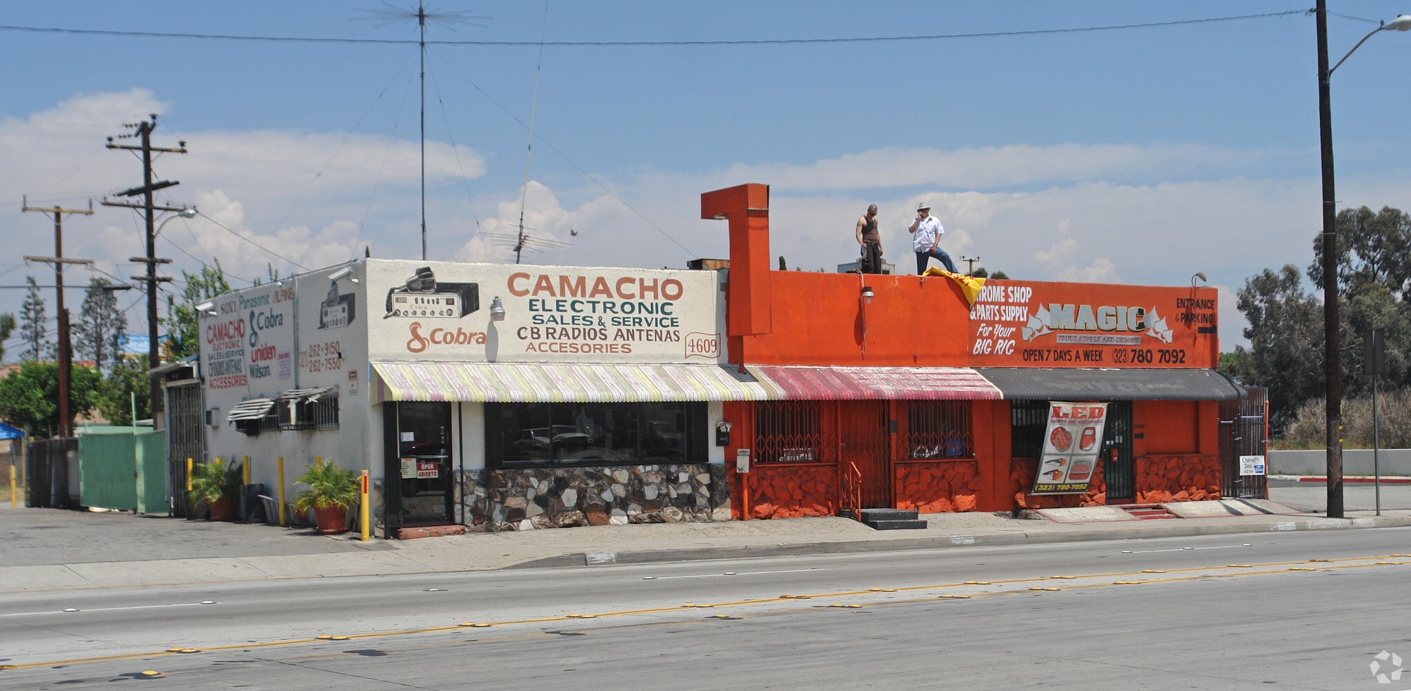 4615 E Washington Blvd, Commerce, CA à vendre Photo principale– Image 1 sur 3