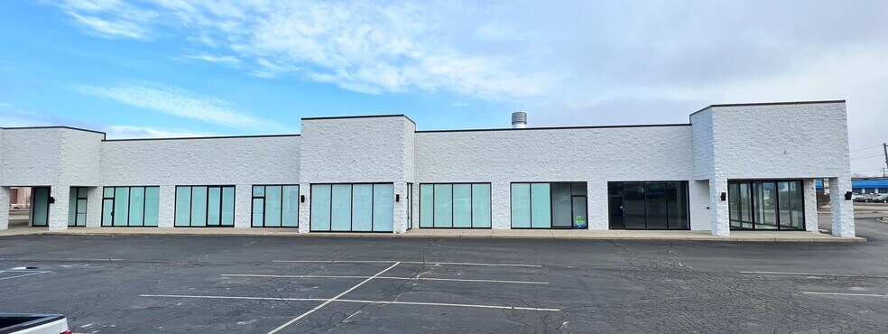 6650 Highland Rd, Waterford, MI à louer - Photo de l’immeuble – Image 2 sur 9