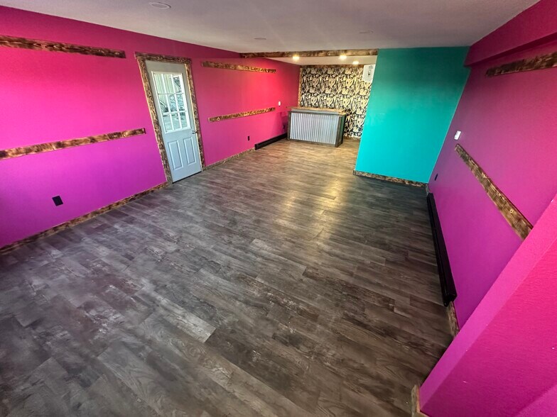 1412 Central Ave W, Clarion, IA à vendre - Photo de l’immeuble – Image 3 sur 5