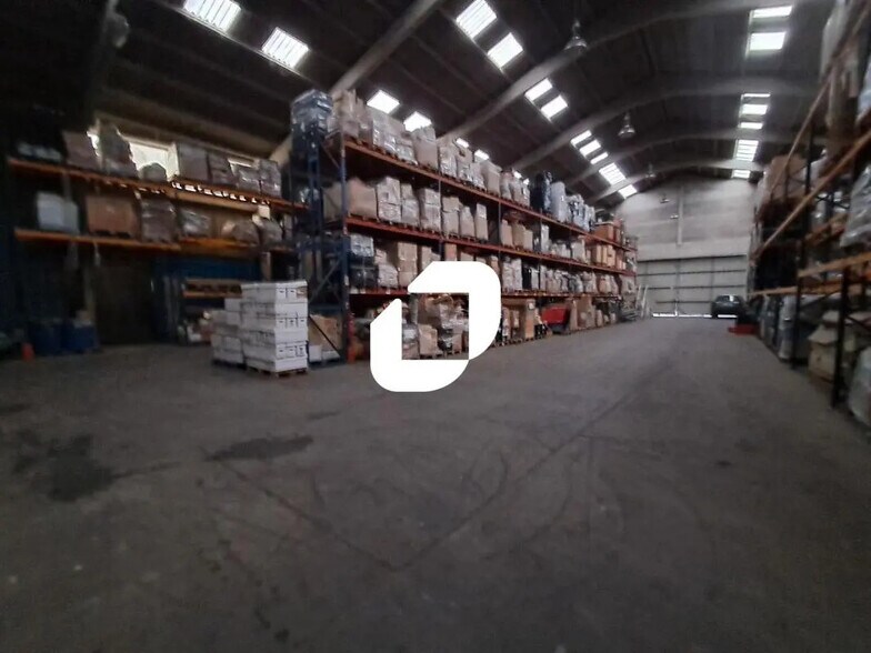 Local d'activités dans Wervicq-Sud à vendre - Photo de l’immeuble – Image 2 sur 5