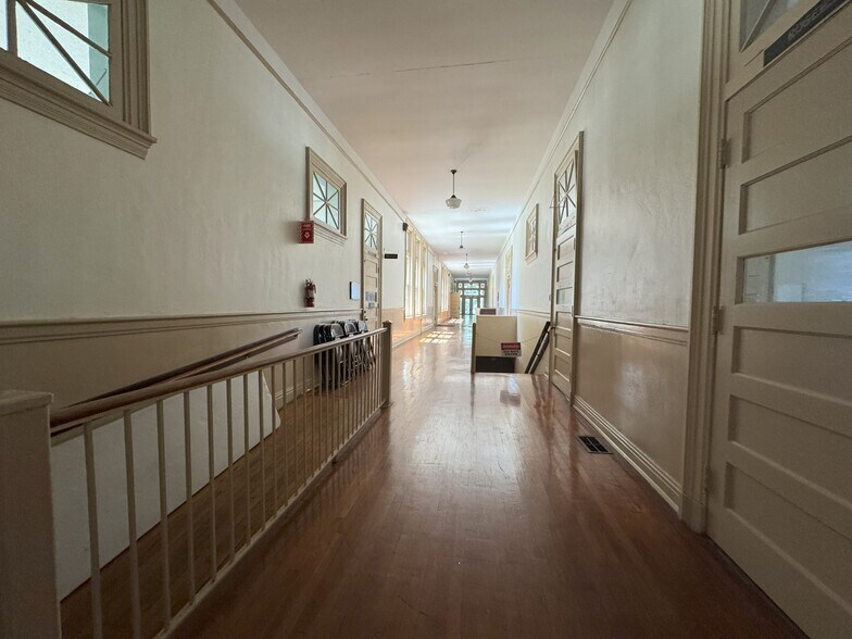 1017 N Sanga Rd, Cordova, TN à vendre - Photo de l’immeuble – Image 2 sur 17