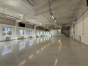 Local d'activités dans Lognes à vendre Photo intérieure– Image 1 sur 8