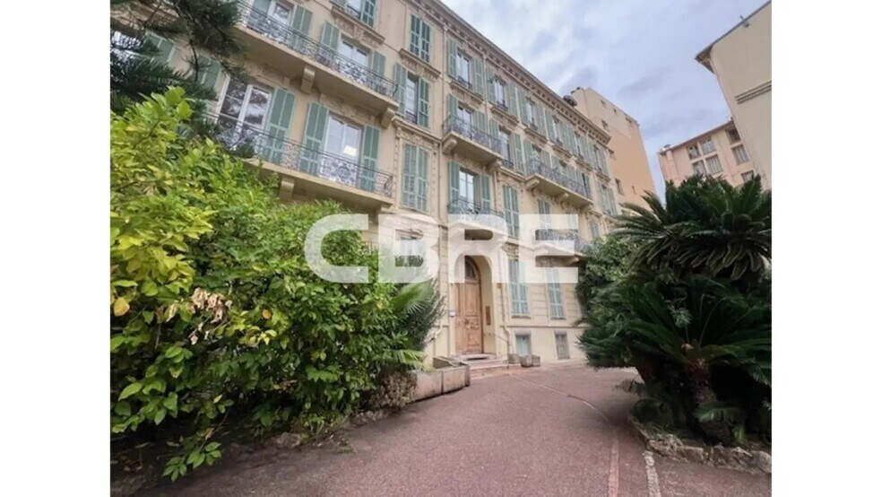 Bureau dans Nice à louer - Photo de l’immeuble – Image 1 sur 24