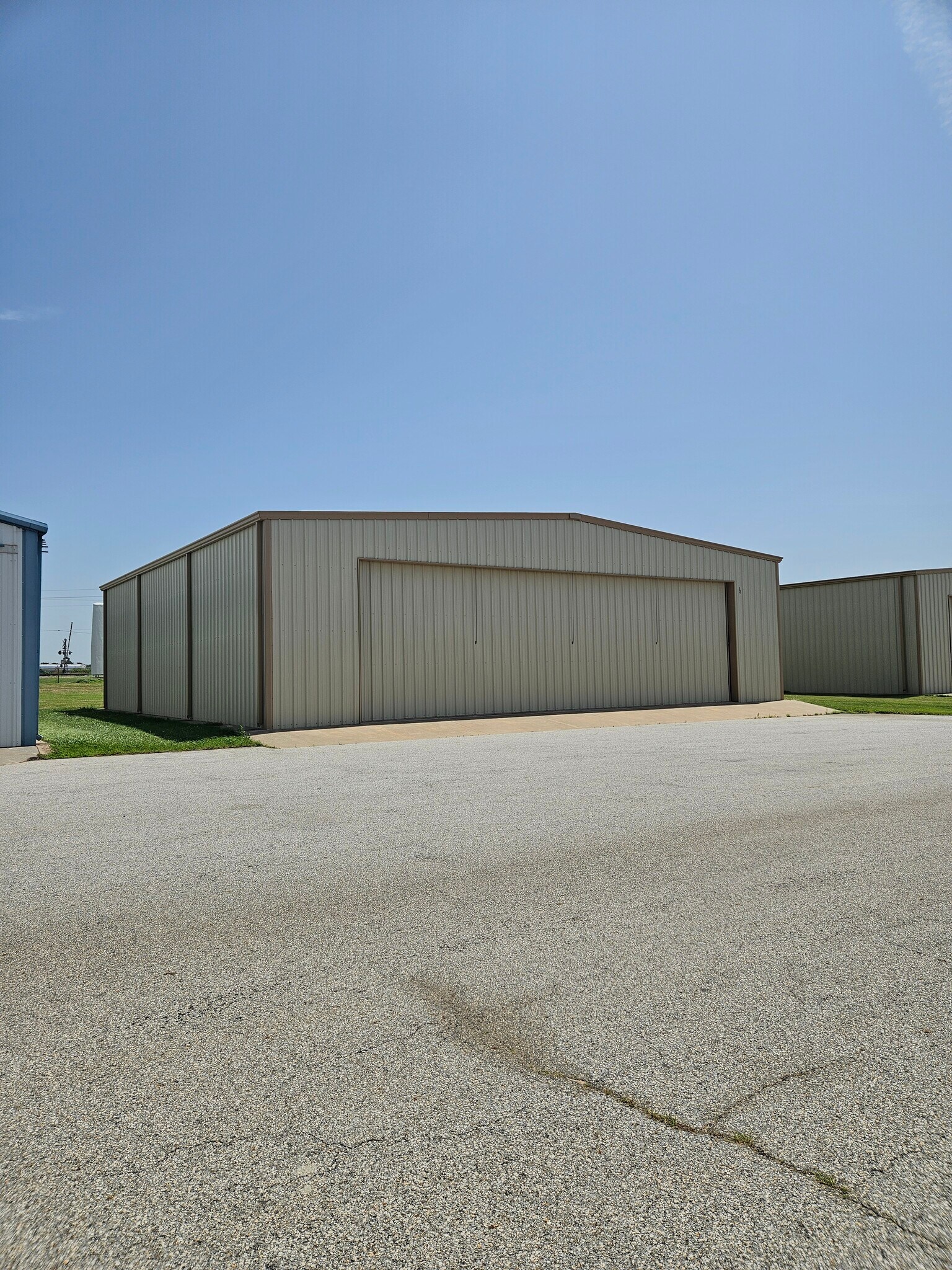 1066 66th St, Enid, OK à vendre Photo principale– Image 1 sur 4