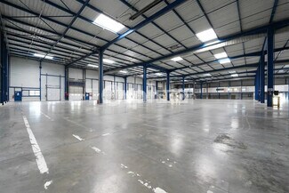 Plus de détails pour Bureau, Local d'activités à louer