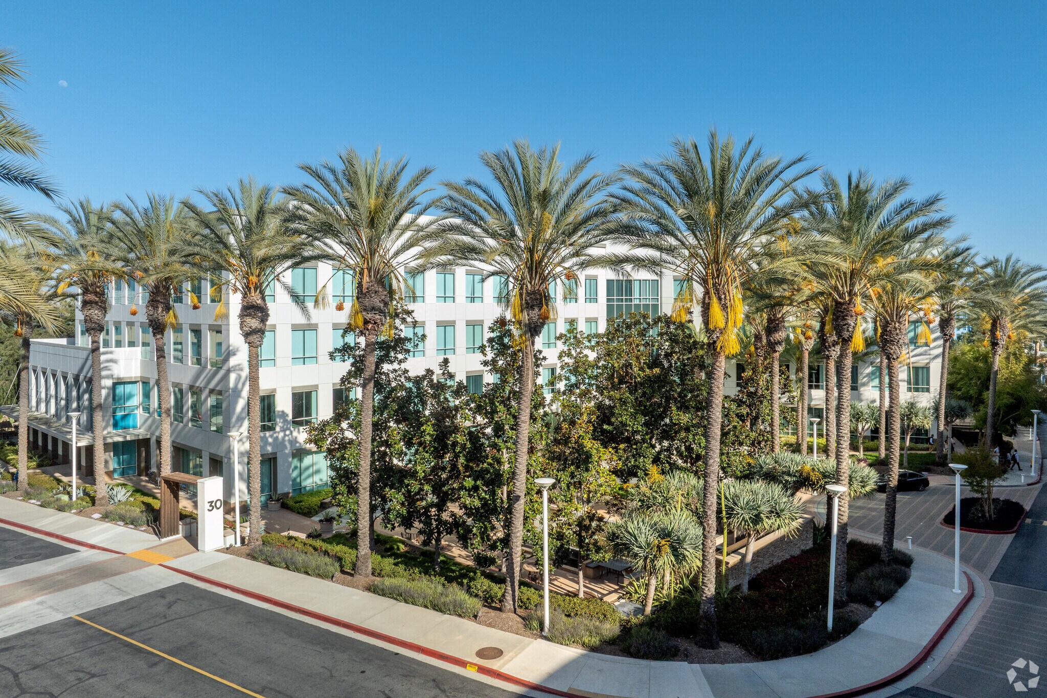 30 Enterprise, Aliso Viejo, CA à vendre Photo principale– Image 1 sur 11