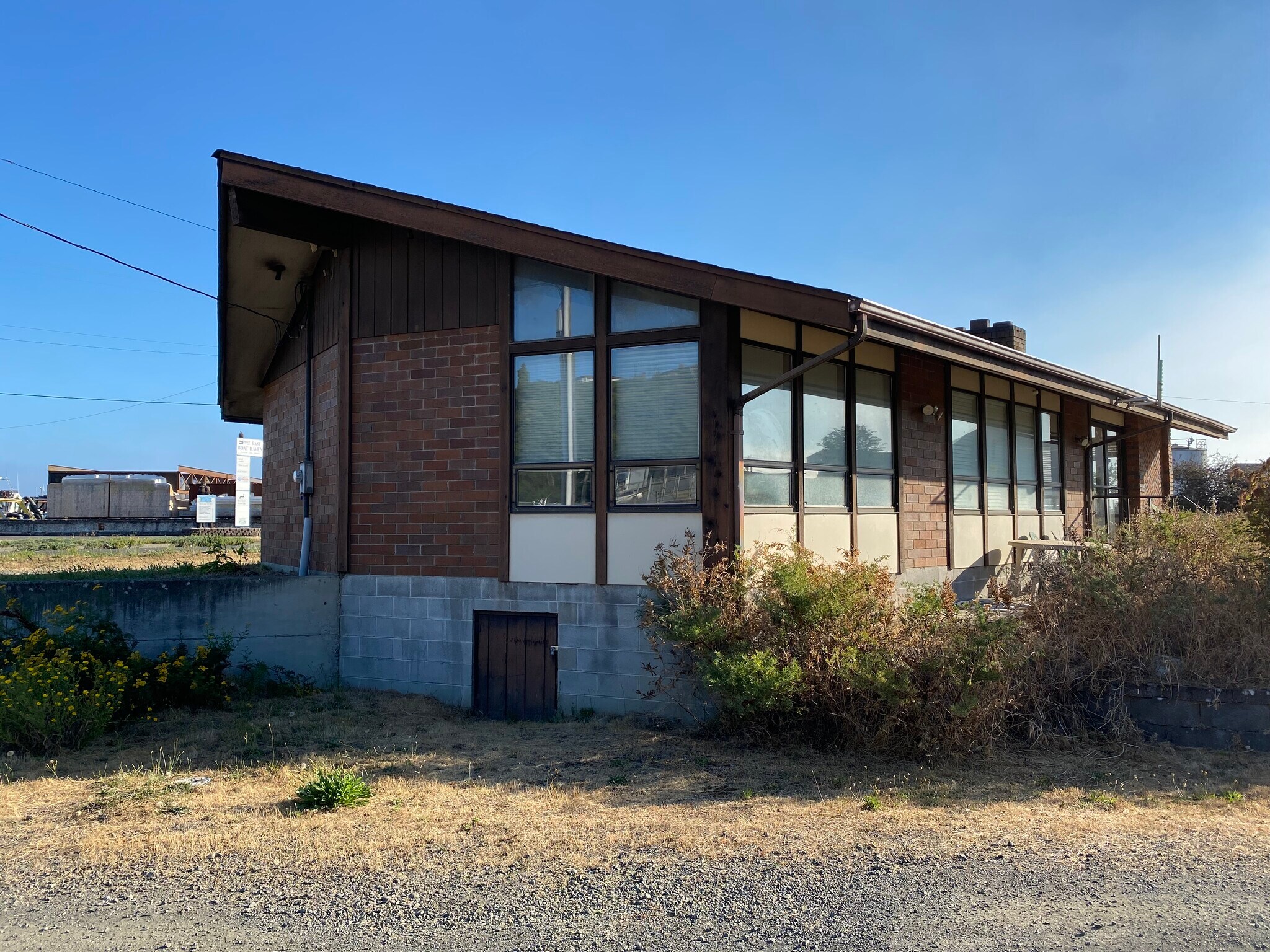 720 Marine Dr, Port Angeles, WA à louer Photo de l’immeuble– Image 1 sur 12