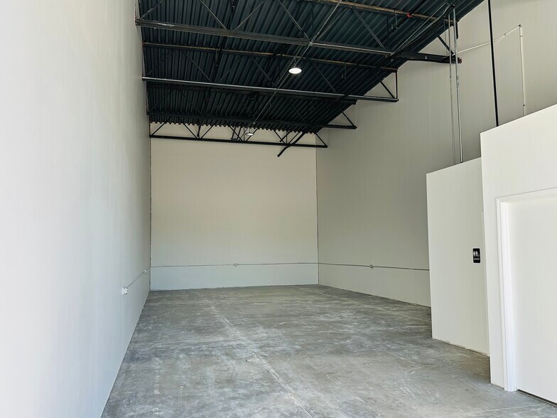 20140 Holzwarth Rd, Spring, TX à louer - Photo de l’immeuble – Image 2 sur 7