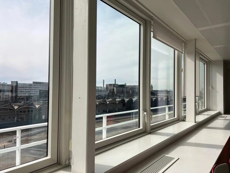 43 Rue Du Charolais, Paris à louer - Photo de l’immeuble – Image 3 sur 7