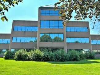 Plus de détails pour 600 Stevens Port Dr, Dakota Dunes, SD - Bureau à vendre