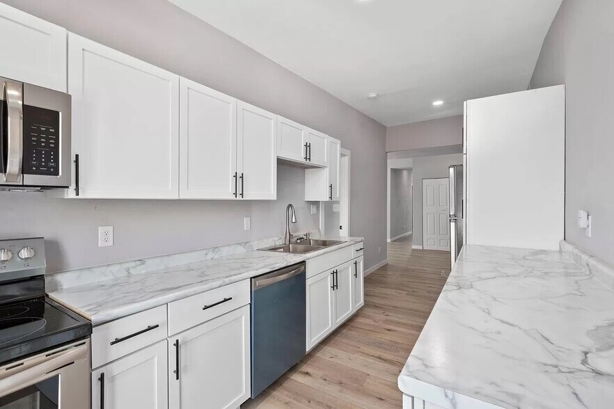 12 Unit Portfolio portefeuille de 2 biens à vendre sur LoopNet.fr - Photo de l’immeuble – Image 3 sur 8