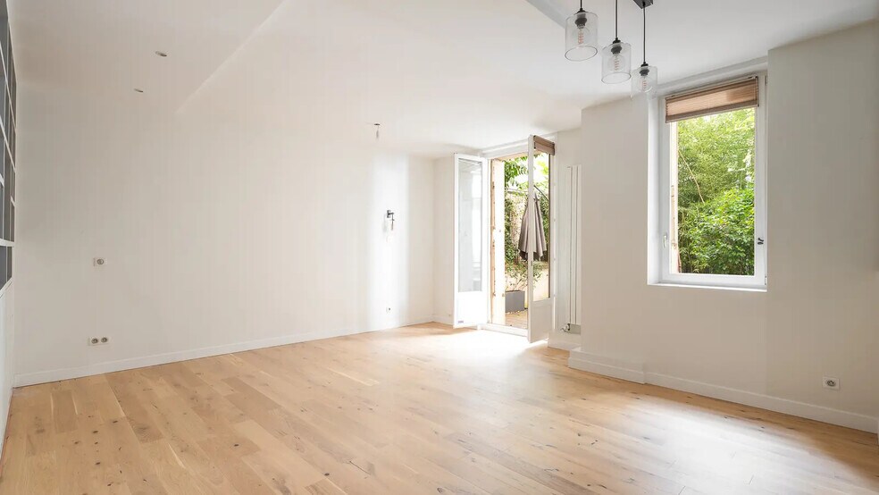 Bureau dans Paris à vendre - Photo de l’immeuble – Image 3 sur 25