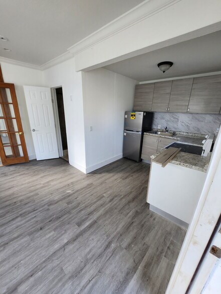 1568 Drexel Ave, Miami Beach, FL à vendre - Photo de l’immeuble – Image 2 sur 8