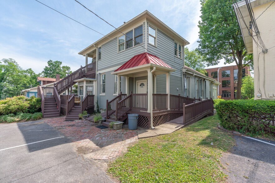 1105 17th Ave S, Nashville, TN à louer - Photo de l’immeuble – Image 3 sur 9