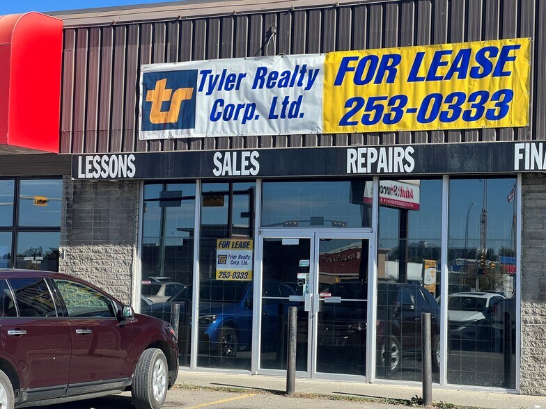 10206 Macleod Trl SE, Calgary, AB à louer - Photo de l’immeuble – Image 2 sur 6