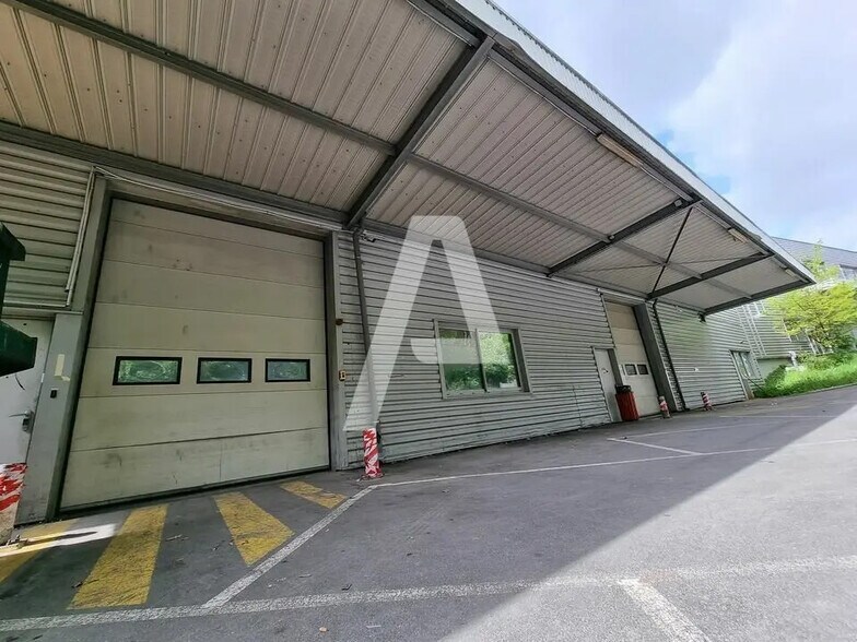 Industriel/Logistique dans Arcueil à louer - Photo de l’immeuble – Image 2 sur 6